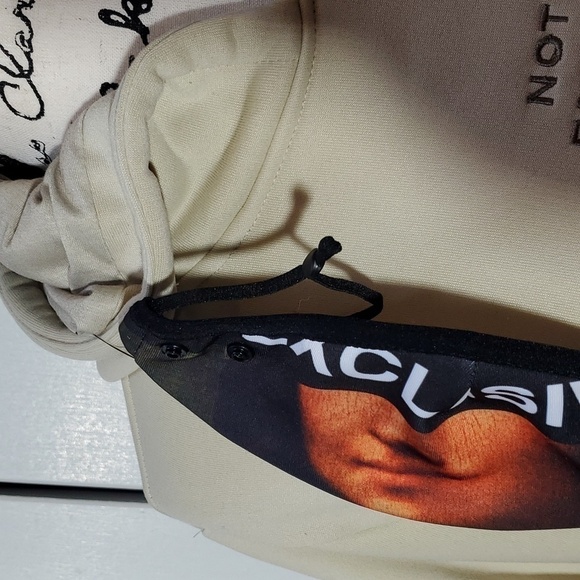 Reason- Womens Cream Hoodie W/ Mask Graphic Covid Sz.Small - Picture 2 of 5